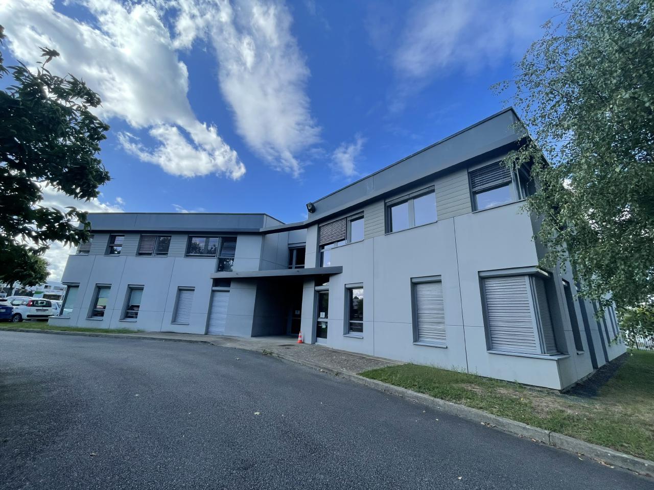 Bureau Saint-Herblain 987m² Location bureau Saint-Herblain Loire-Atlantique OLBUR2314509 0